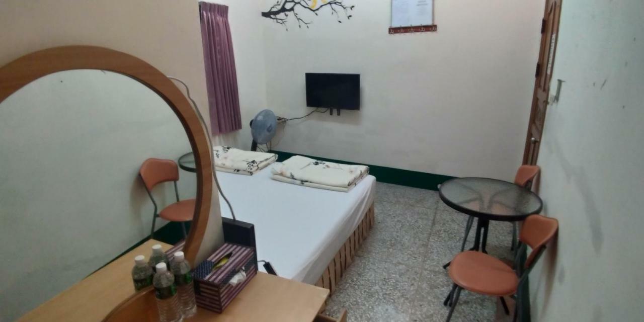 Sun Wu Homestay Dawu Exterior foto