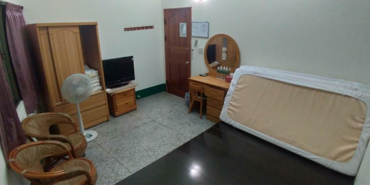 Sun Wu Homestay Dawu Exterior foto