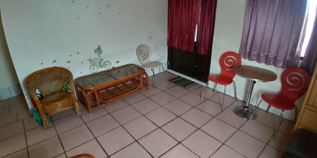 Sun Wu Homestay Dawu Exterior foto
